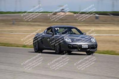 media/May-05-2024-PCA Golden Gate (Sun) [[e78a73752d]]/Yellow/Grid and Front Straight/